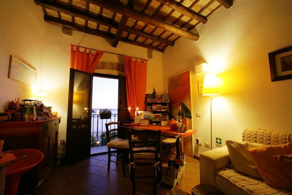 I Colori Del Vento B&B Вальдериче Экстерьер фото